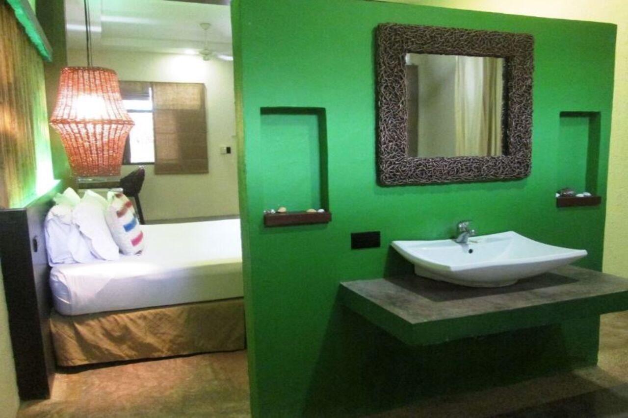 Hotel Bale Mi Balabag  Exteriér fotografie