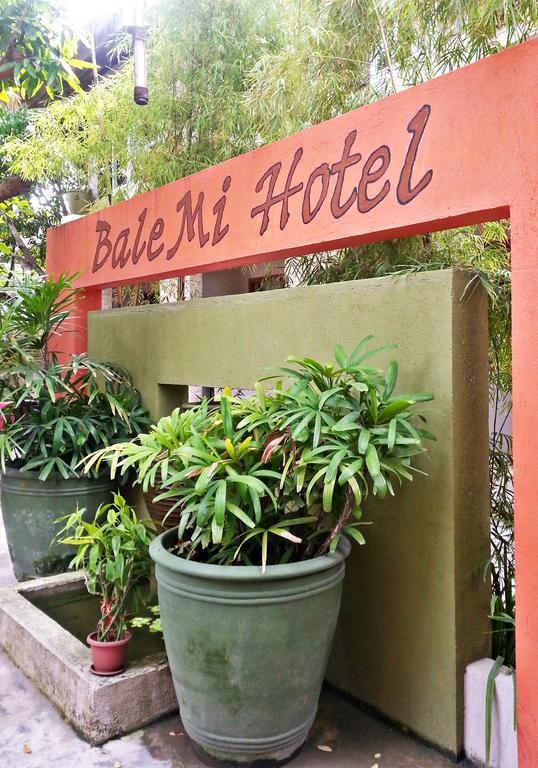 Hotel Bale Mi Balabag  Exteriér fotografie